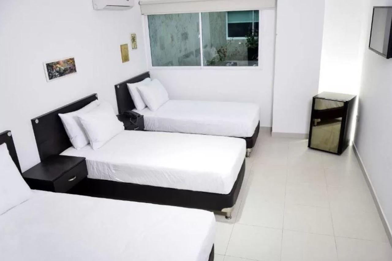 Hotel Aquarella Del Mar Santa Marta  Exteriör bild